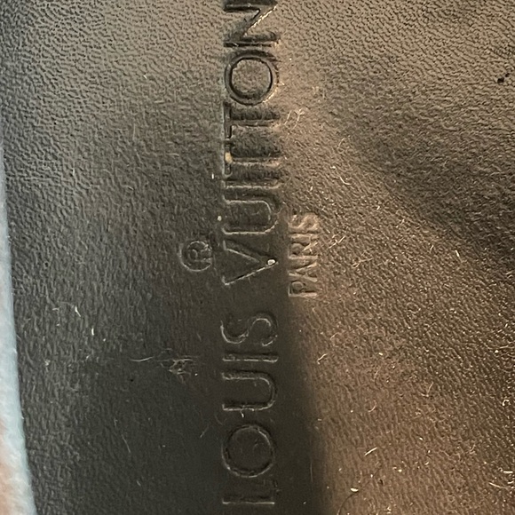 LOUIS VUITTON BROWN LOAFERS - Picture 8 of 9